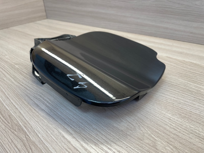 Лючок бензобака