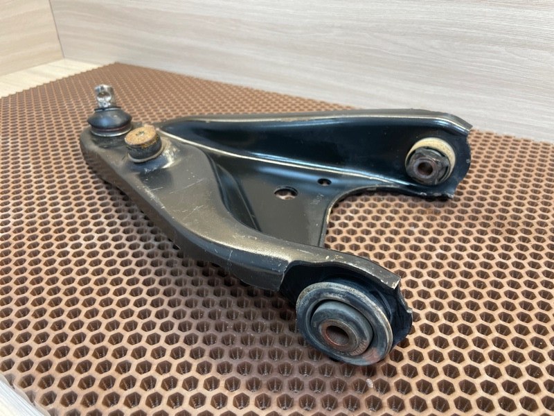 Рычаг подвески