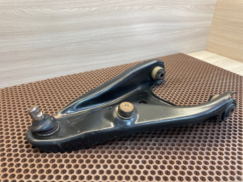 Рычаг подвески