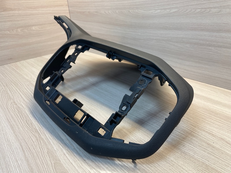 Верхняя накладка торпедо