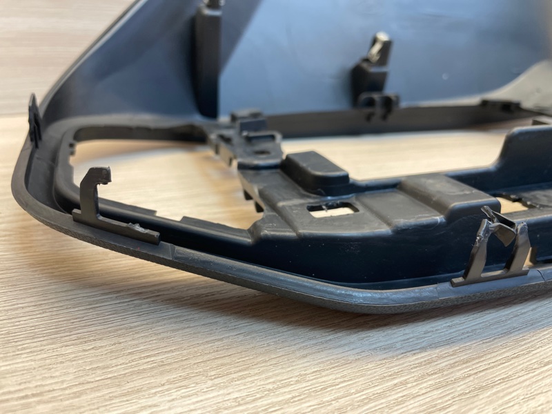 Верхняя накладка торпедо