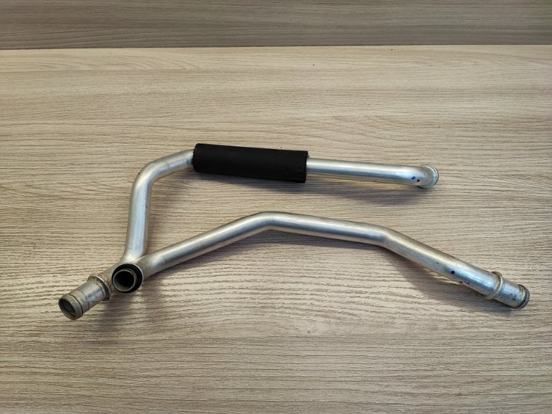 Патрубки отопителя