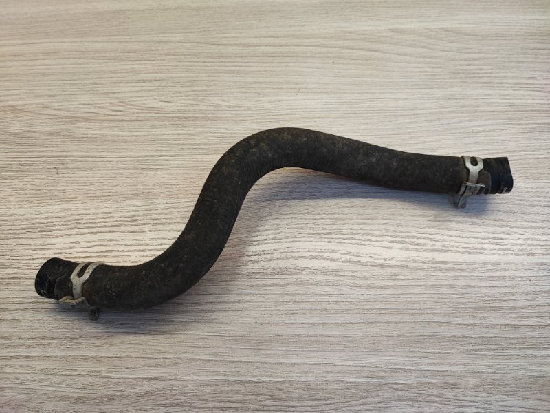 Патрубок радиатора