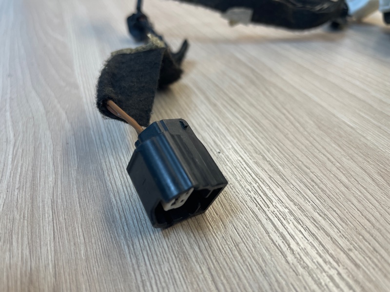 Проводка двери