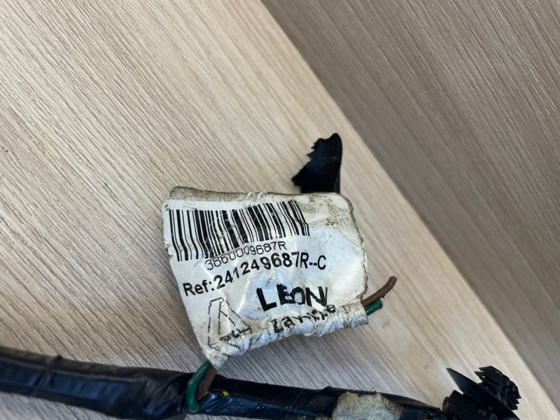 Проводка      двери