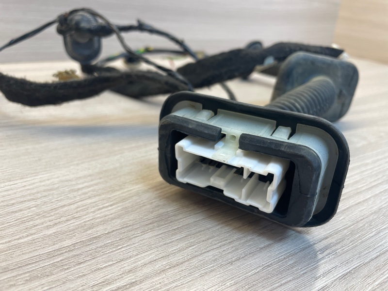 Проводка двери