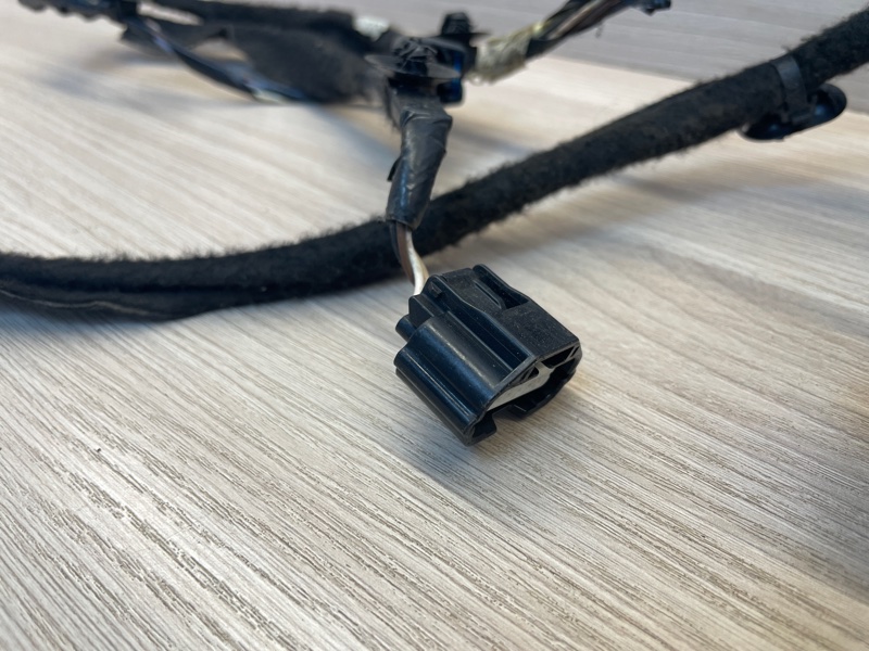 Проводка двери