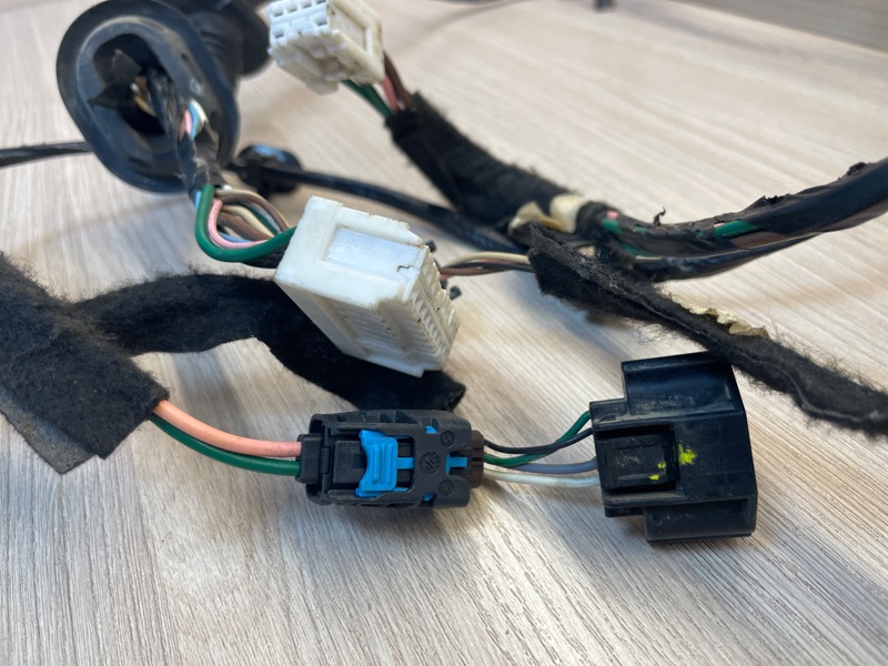 Проводка двери