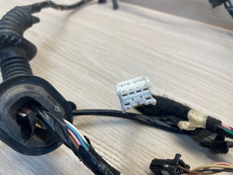 Проводка двери