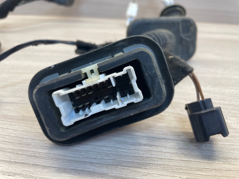 Проводка двери