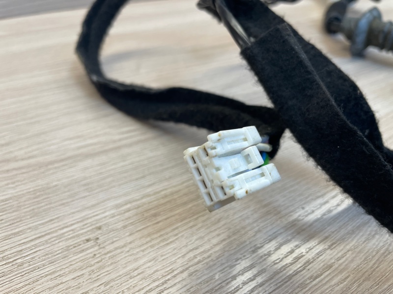 Проводка двери