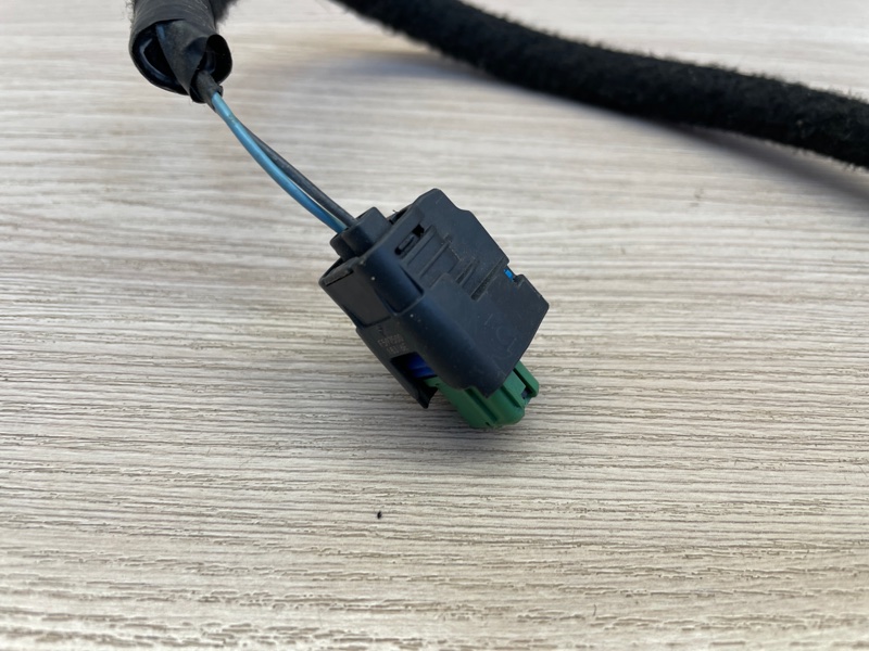 Проводка крышки багажника