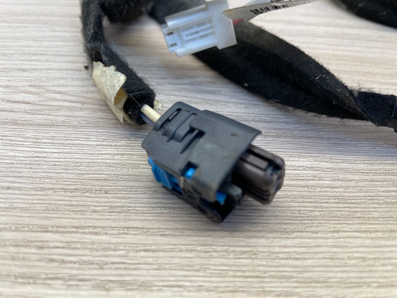 Проводка двери