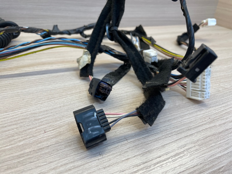 Проводка двери