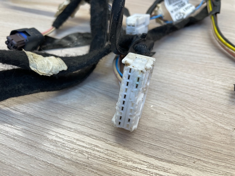 Проводка двери