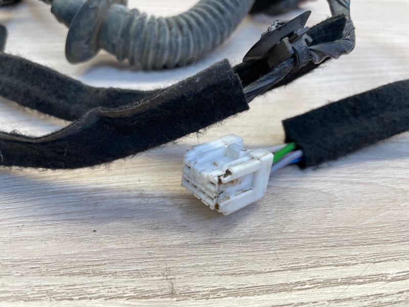 Проводка двери