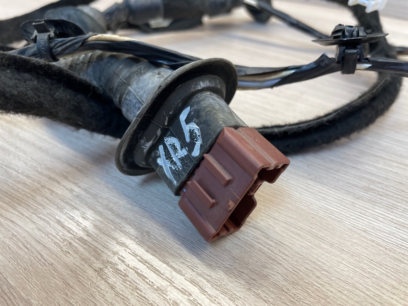 Проводка двери