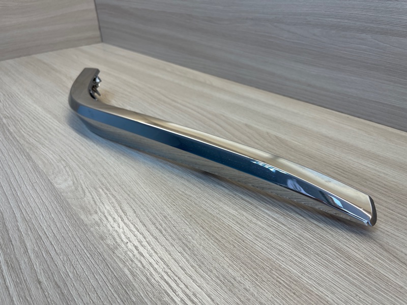 Молдинг бампера