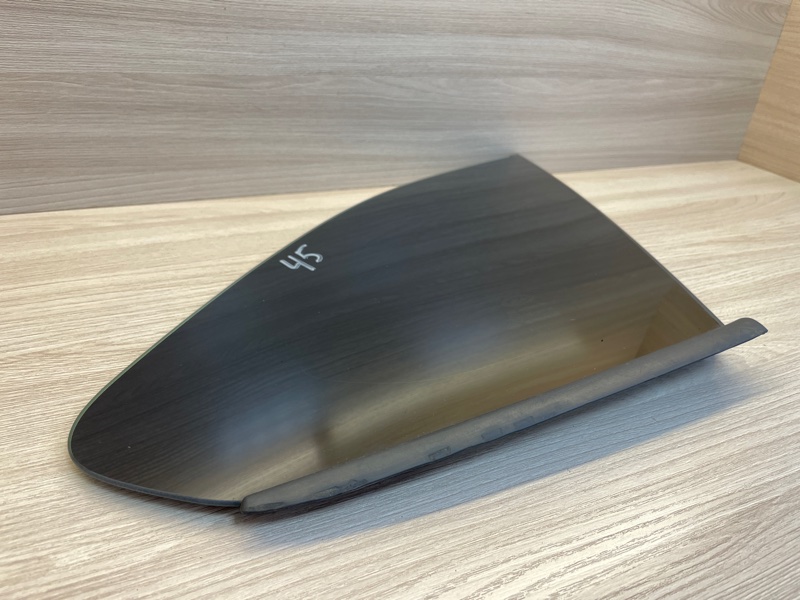 Форточка кузова