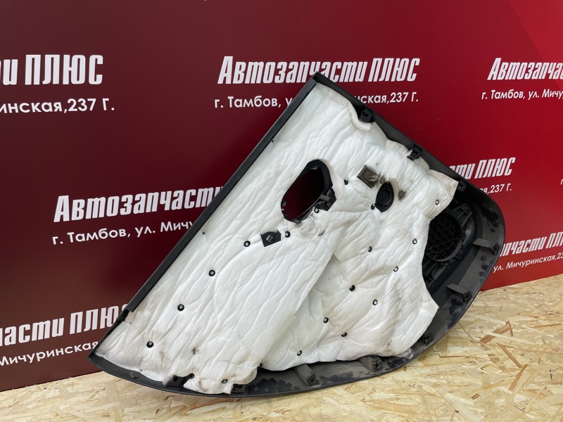 Обшивка боковой двери