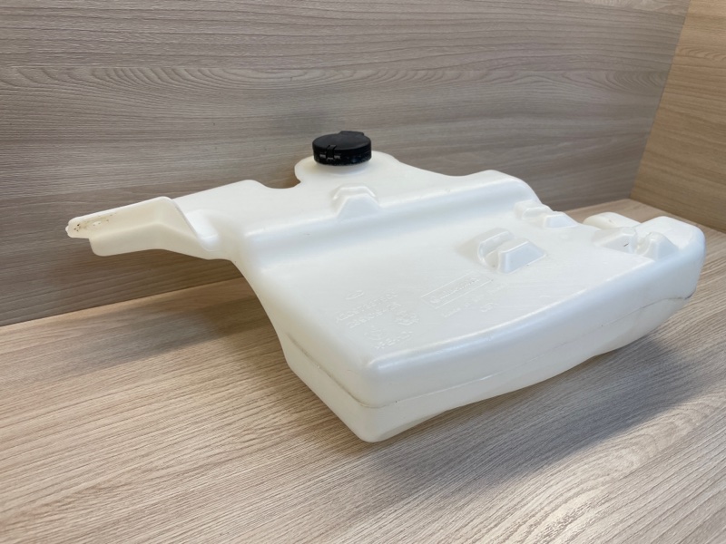 Бачок омывателя