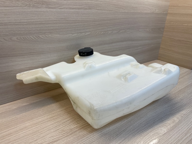 Бачок омывателя