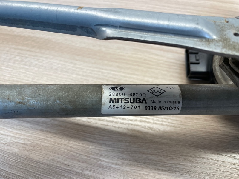 Трапеция дворников