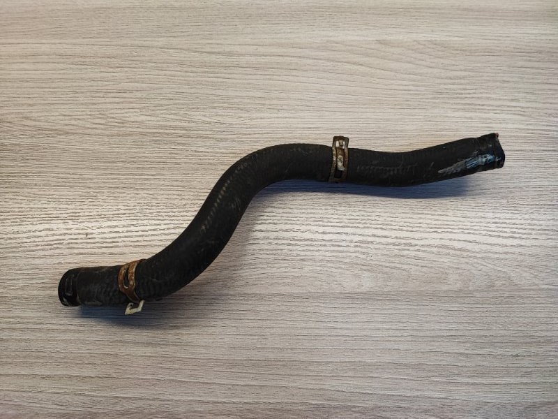 Патрубок радиатора