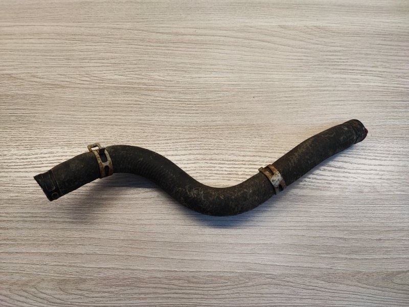 Патрубок радиатора