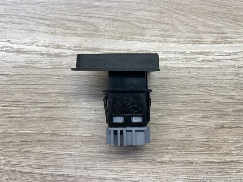 Кнопка центрального замка