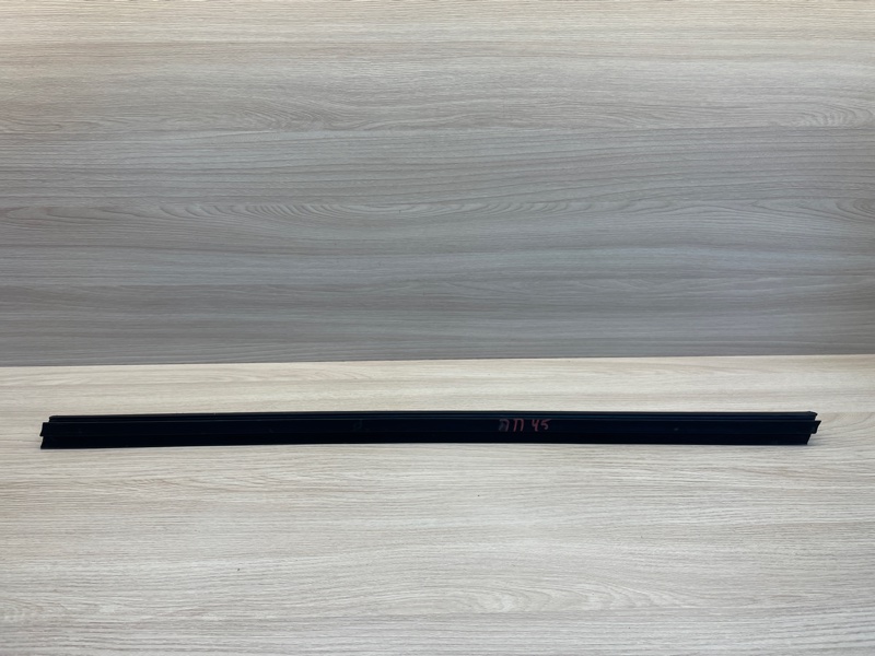 Уплотнитель стекла двери внутренний