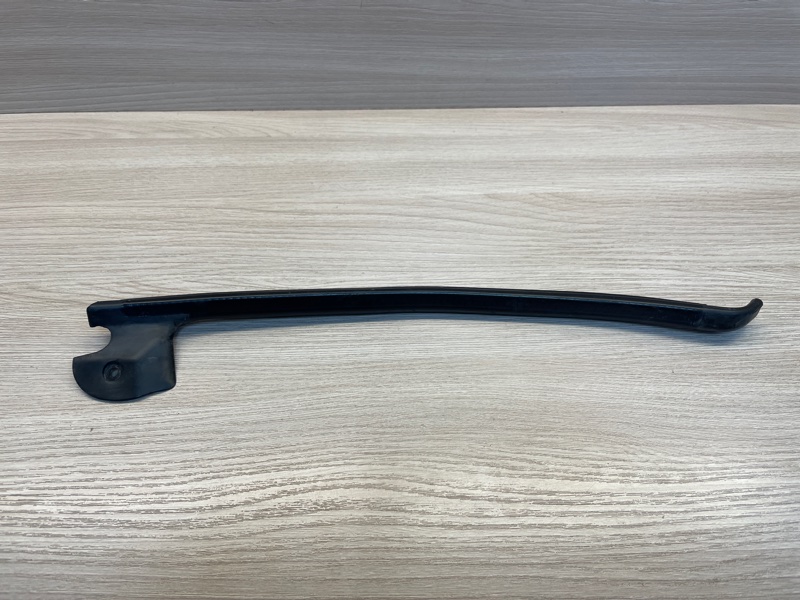 Уплотнитель двери