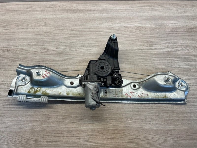 Стеклоподъемник    двери