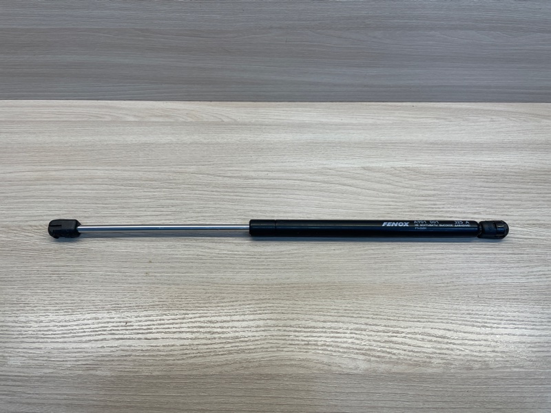 Амортизатор капота