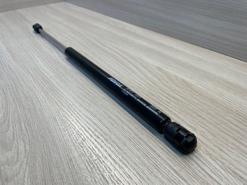 Амортизатор капота