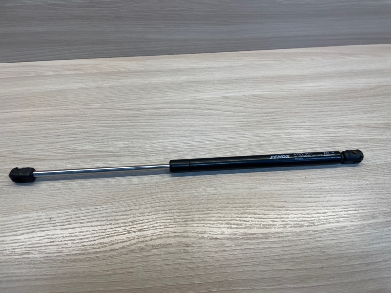 Амортизатор капота