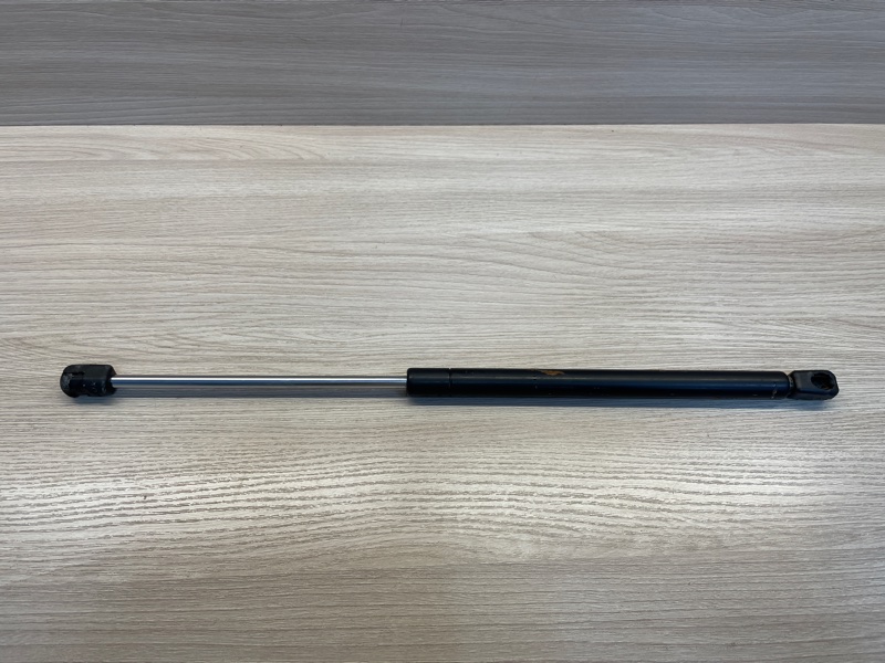 Амортизатор капота