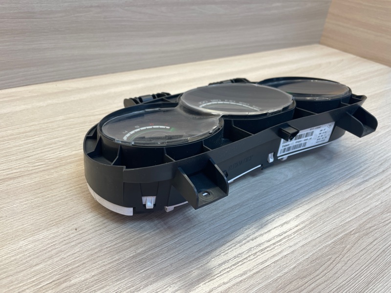 Щиток приборов