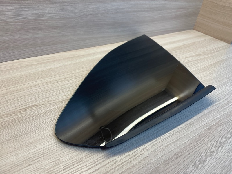 Форточка кузова