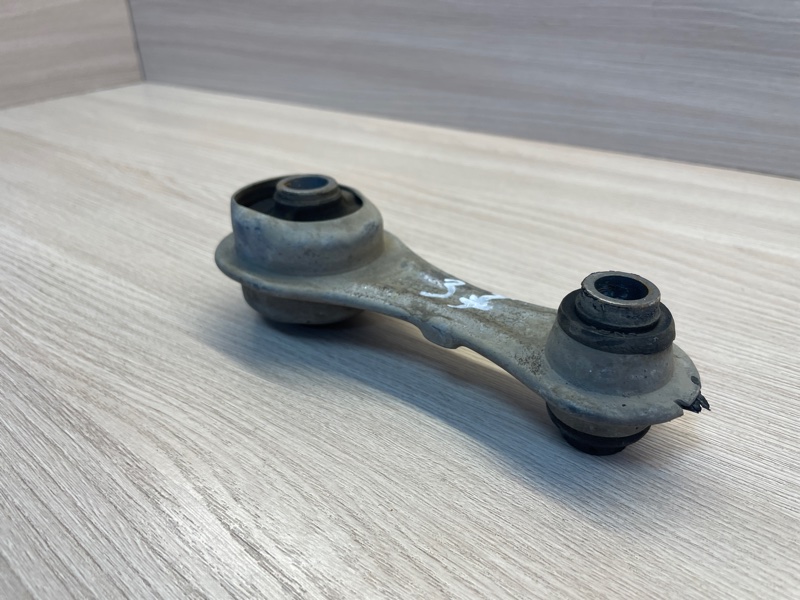 Опора двигателя