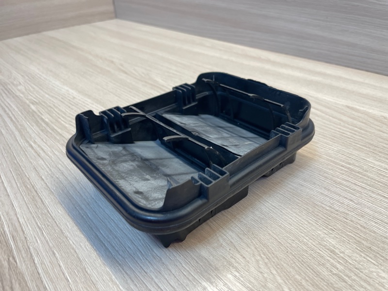 Клапан вентиляции салона