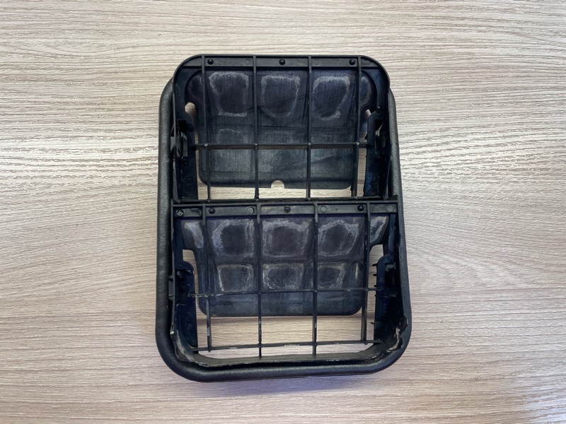 Клапан вентиляции салона