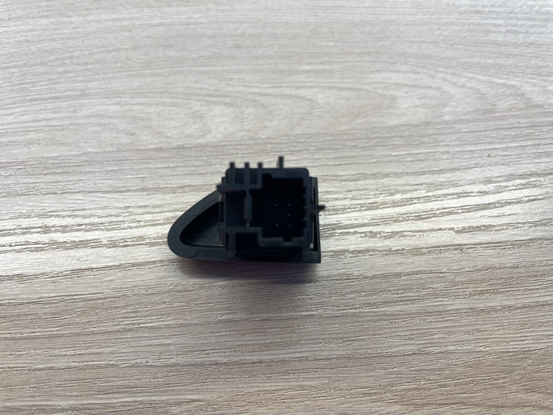 Кнопка аварийной сигнализации