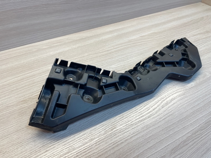 Кронштейн бампера