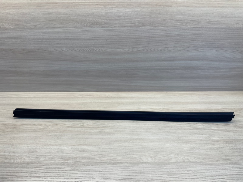 Уплотнитель стекла двери внутренний