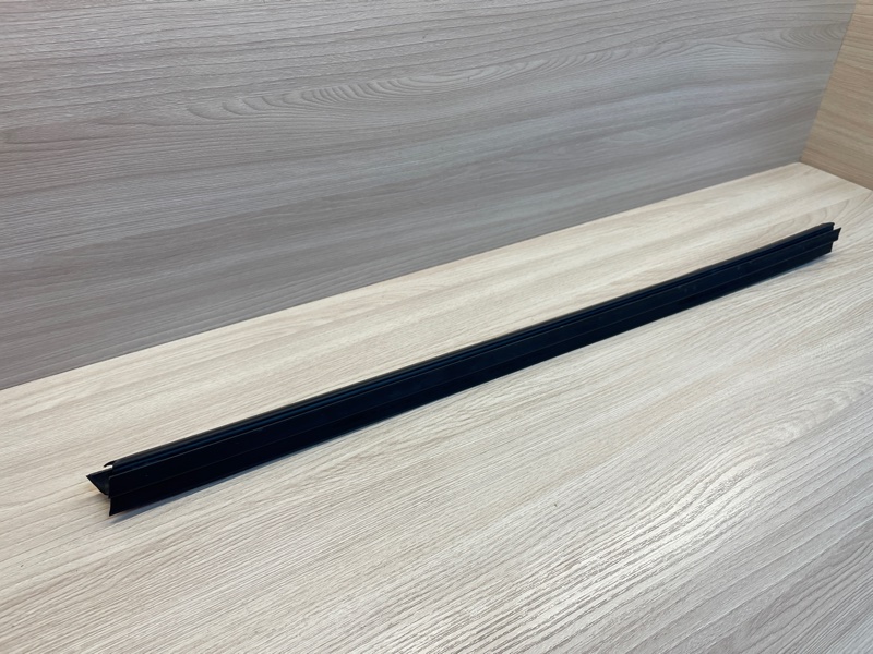 Уплотнитель стекла двери внутренний