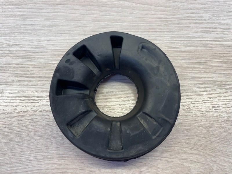 Верхняя опора    пружины