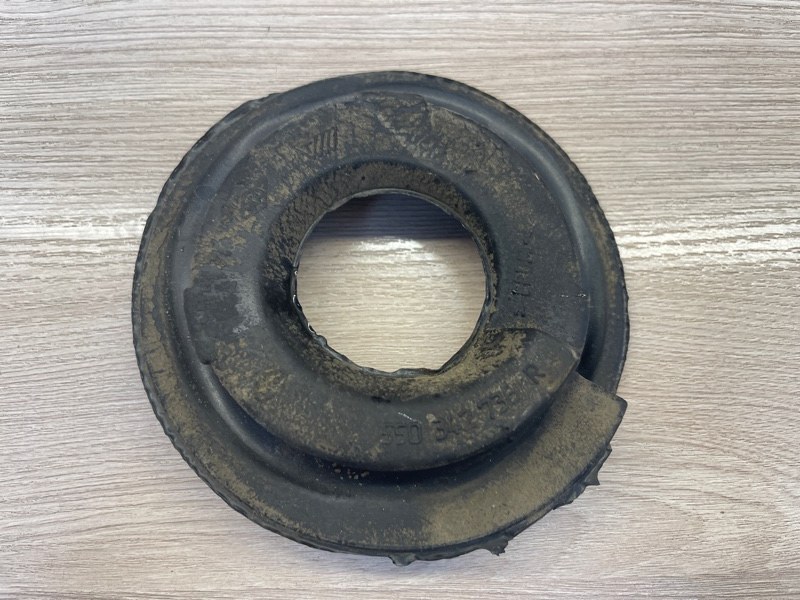 Верхняя опора    пружины