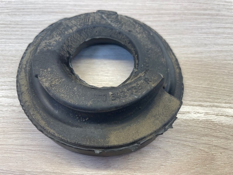 Верхняя опора    пружины