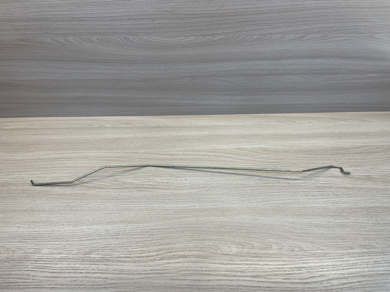 Тяга замка двери